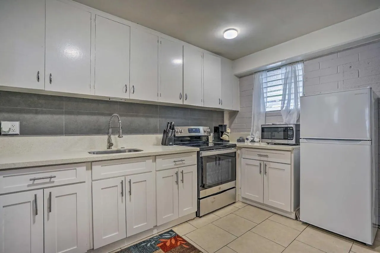 Appartamento Sun-Filled Condo With Lanai Near Waikiki Beach! Honolulu